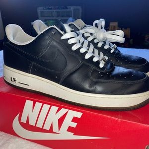 Air Force 1 07’ Black/White - size 11.5